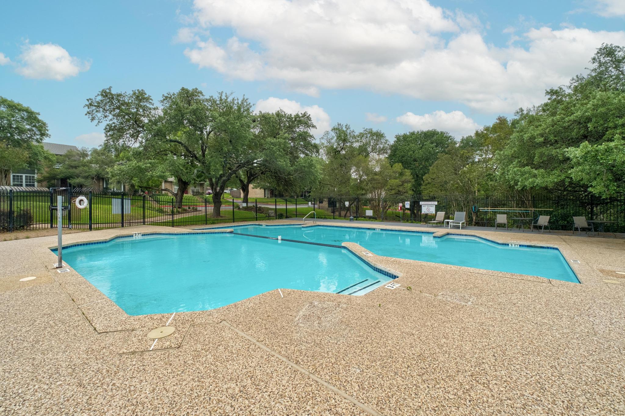 1015 E Yager Lane Austin TX 78753
