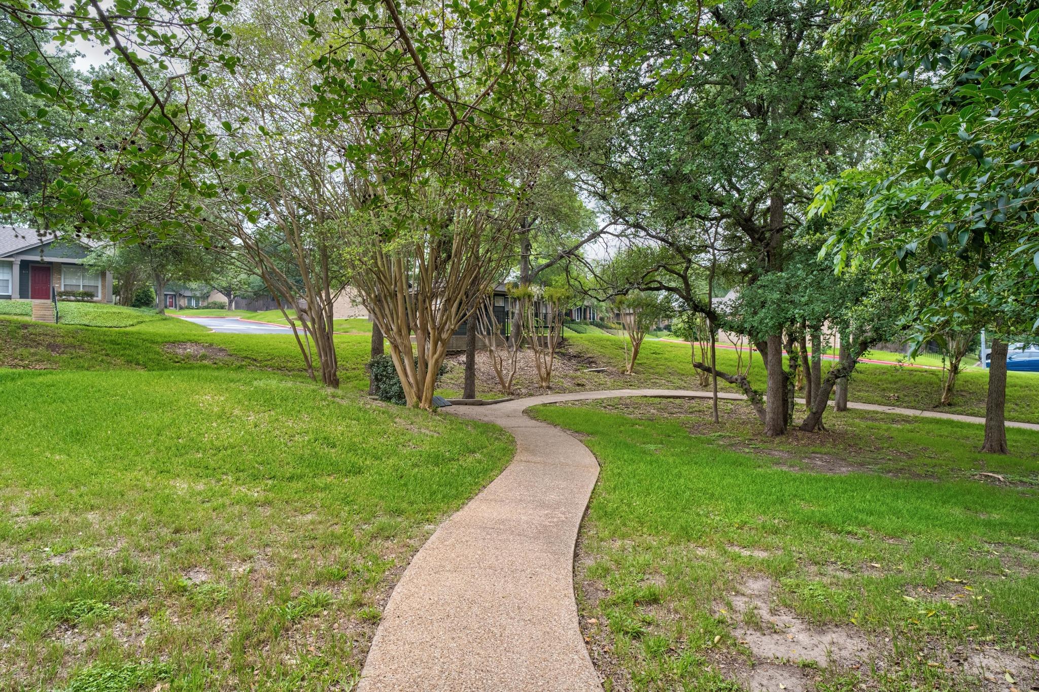 1015 E Yager Lane Austin TX 78753