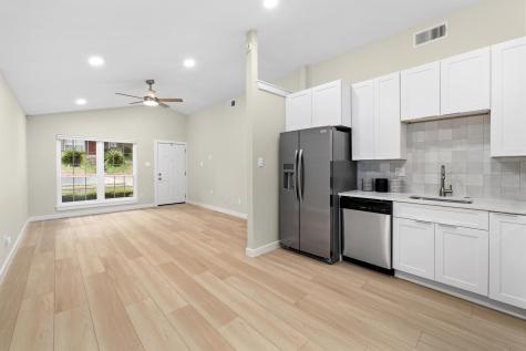 1015 E Yager Lane Austin TX 78753