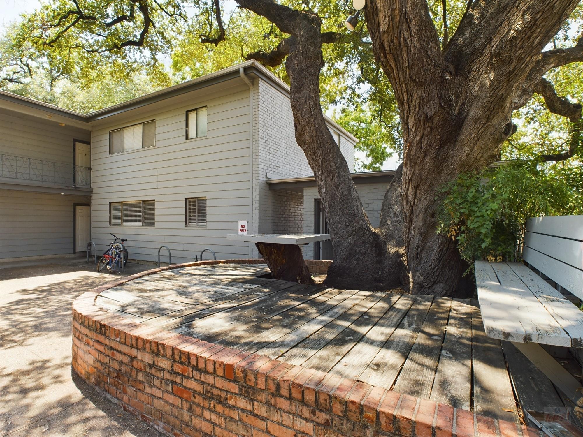 803 W 28th Street Austin TX 78705