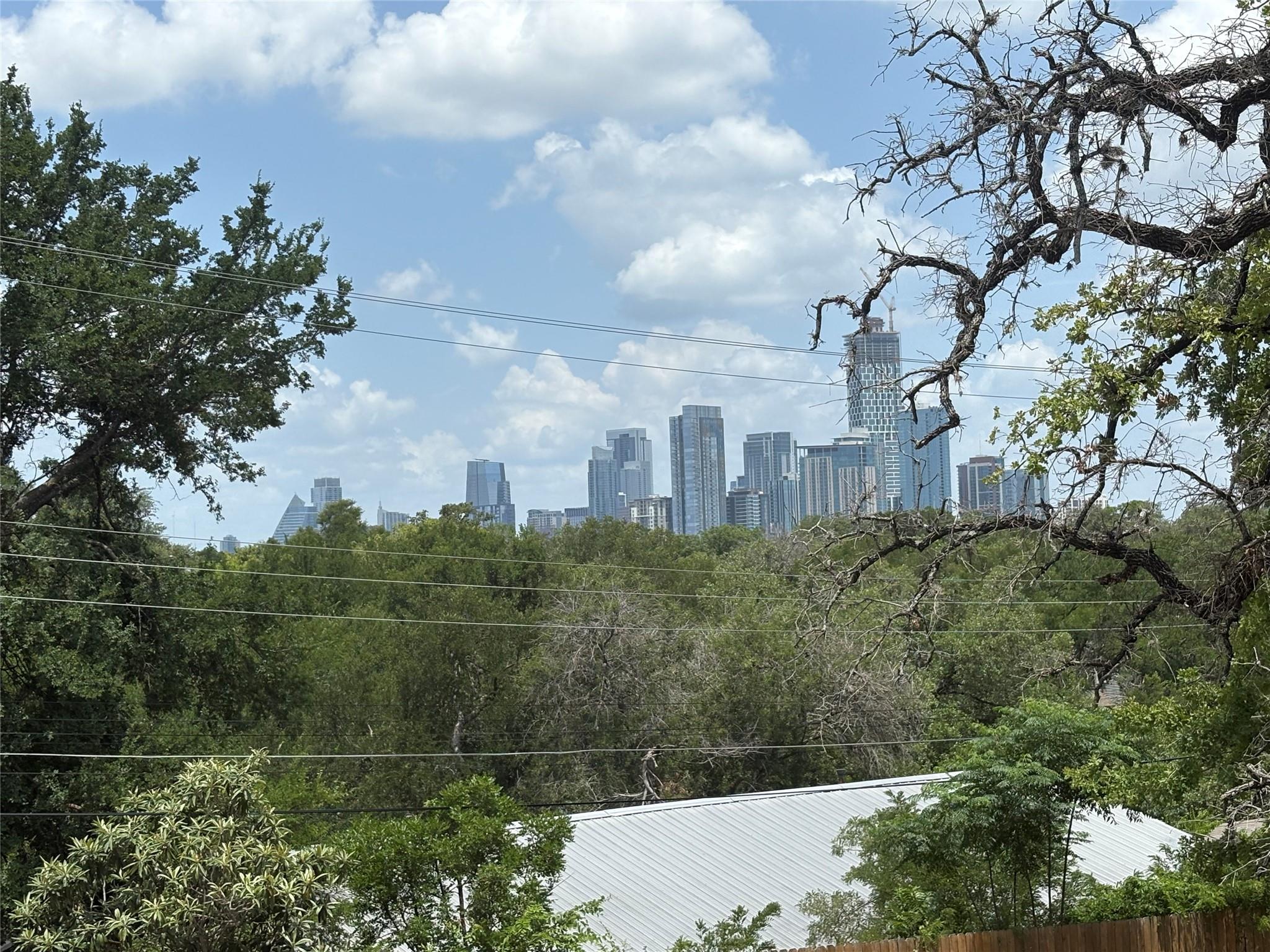 1514 Parker Lane Austin TX 78741