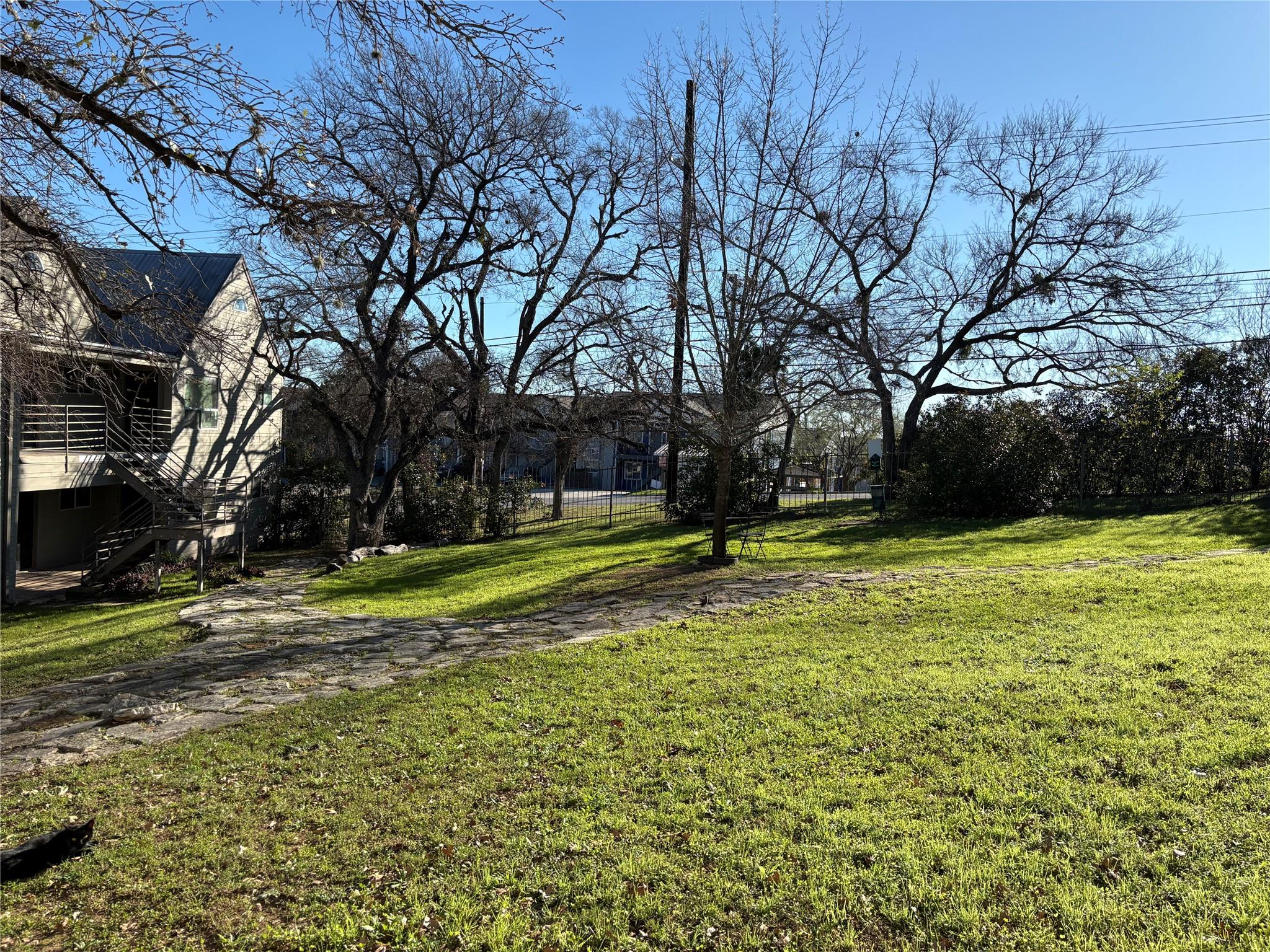 1514 Parker Lane Austin TX 78741