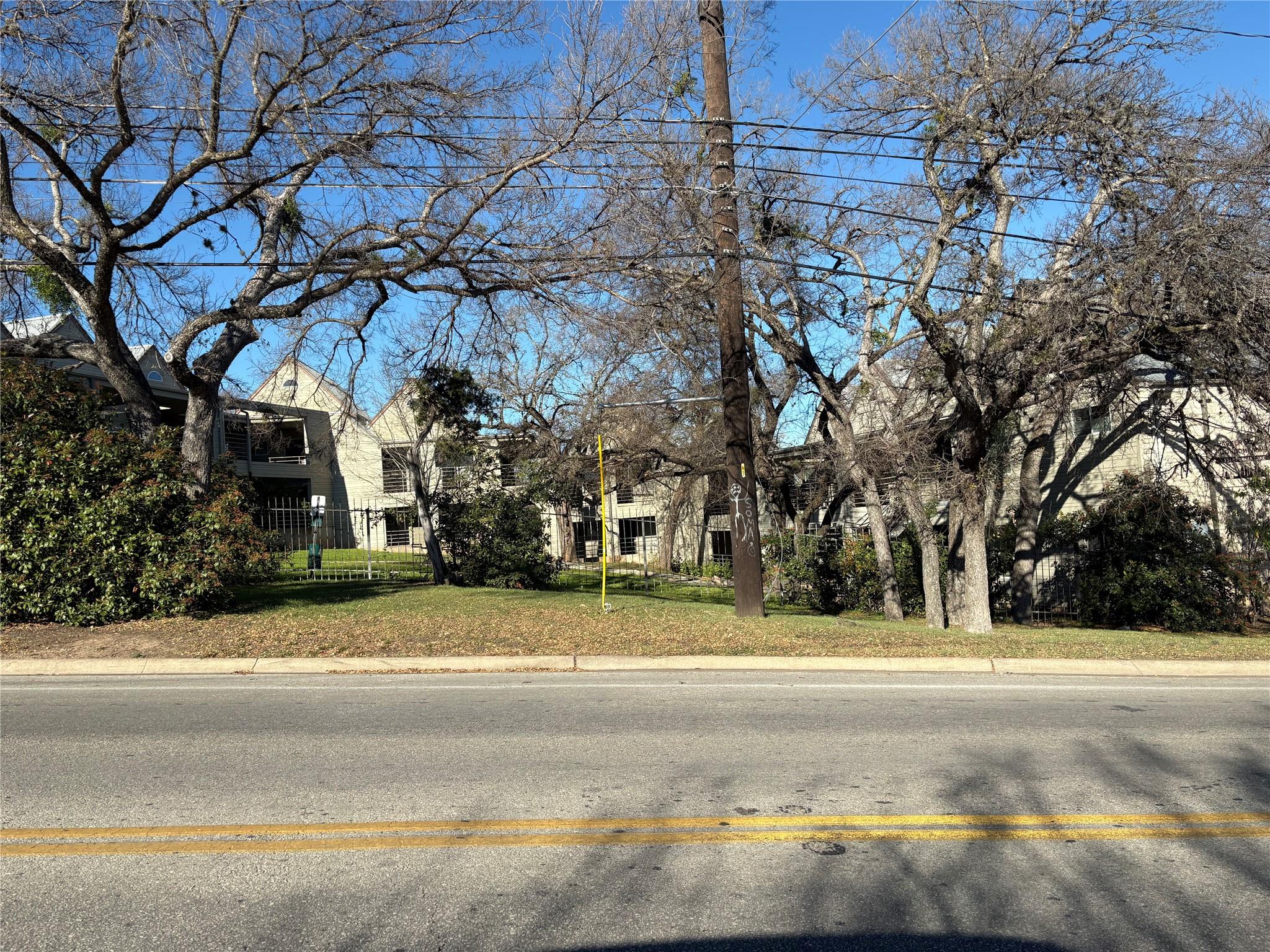 1514 Parker Lane Austin TX 78741