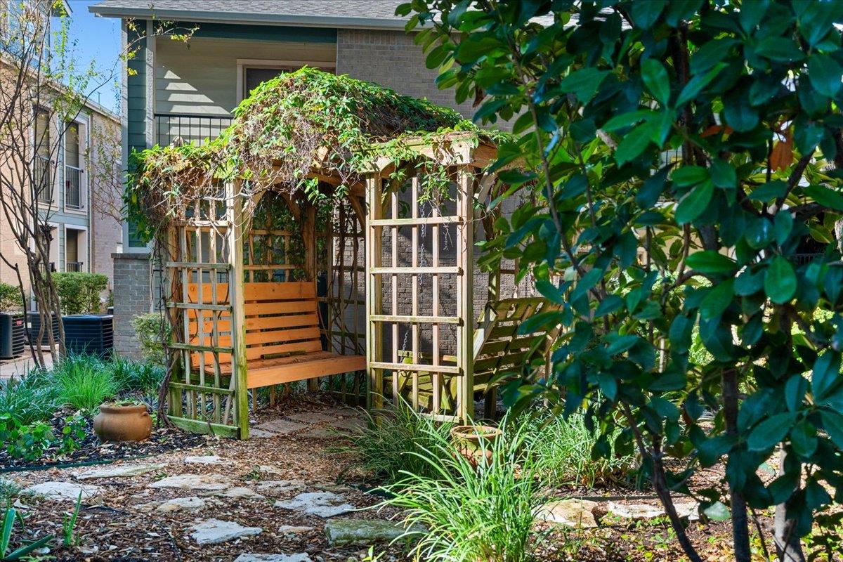2104 Cullen Avenue Austin TX 78757