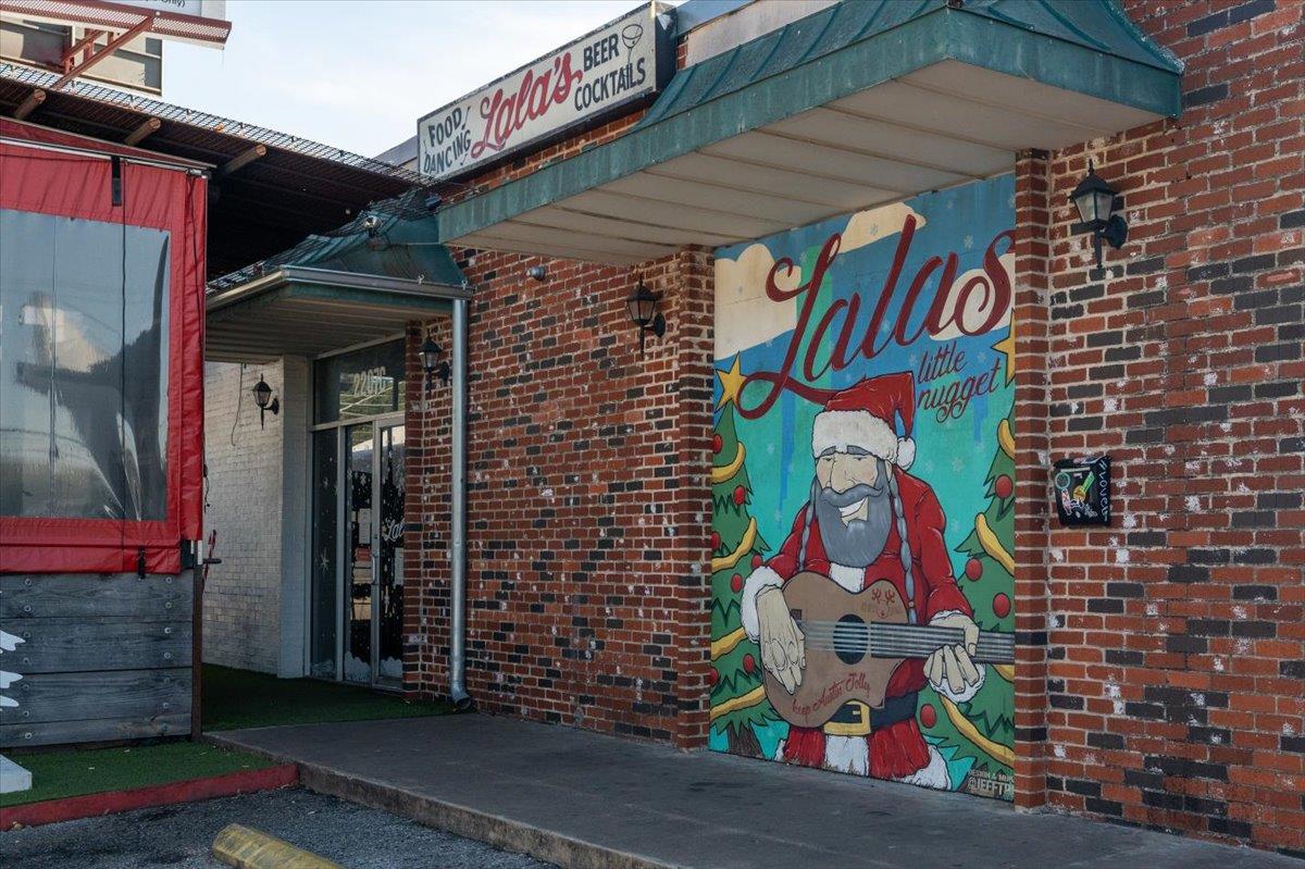 2104 Cullen Avenue Austin TX 78757