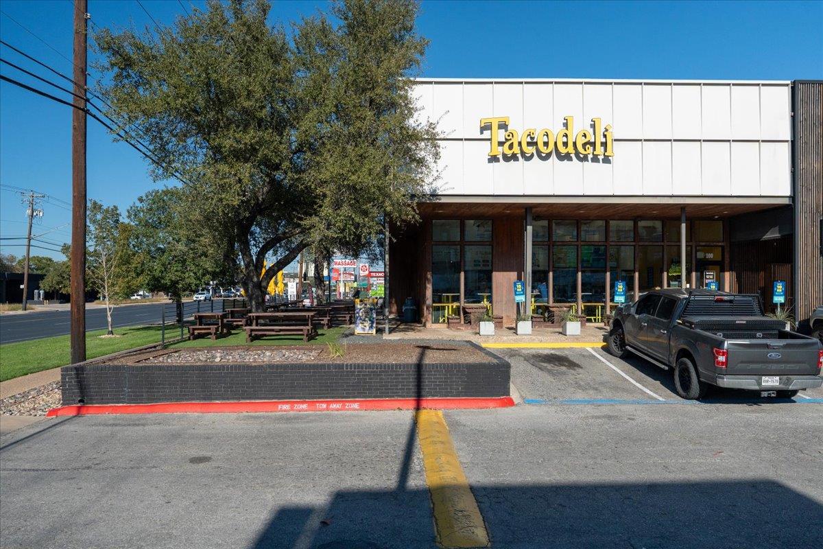 2104 Cullen Avenue Austin TX 78757