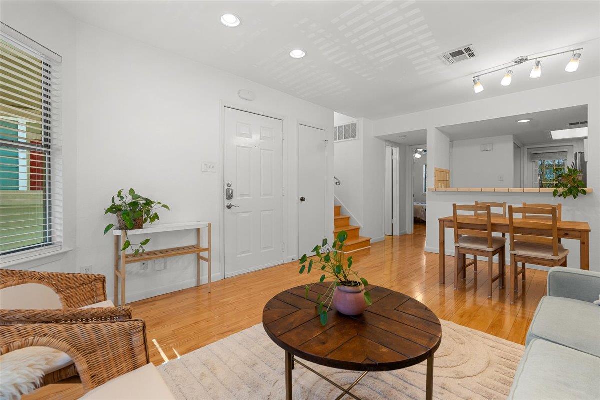 2104 Cullen Avenue Austin TX 78757