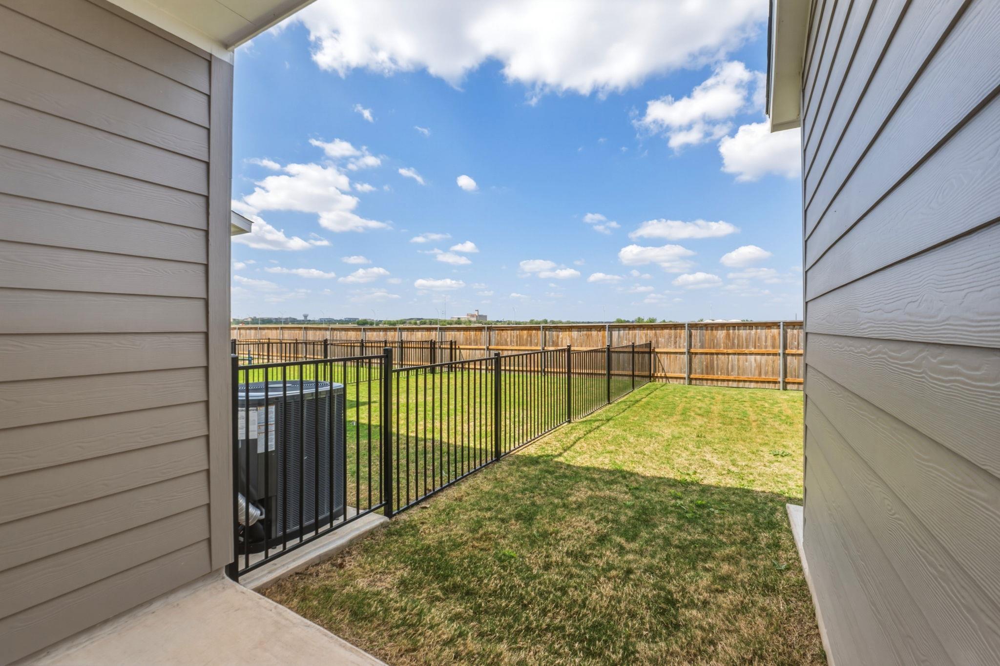 2576 Jack Nora Way Round Rock TX 78665