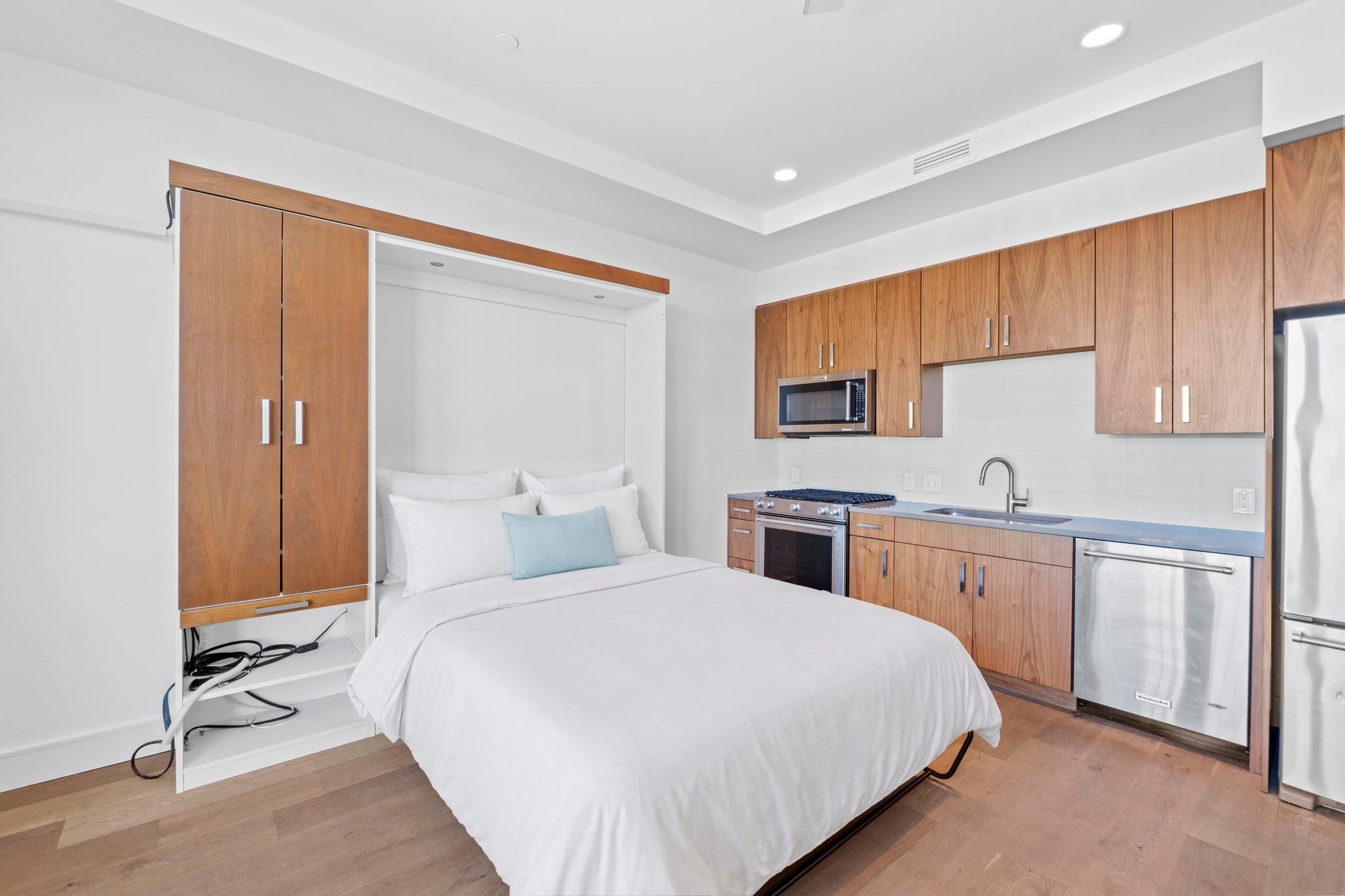 222 West Avenue Austin TX 78701