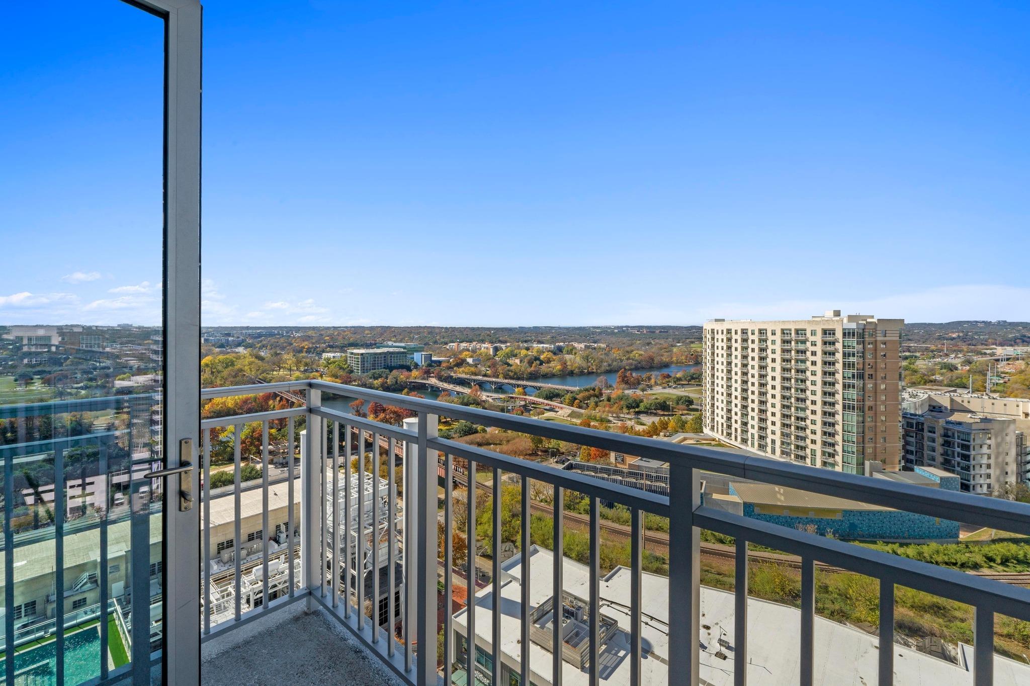 222 West Avenue Austin TX 78701