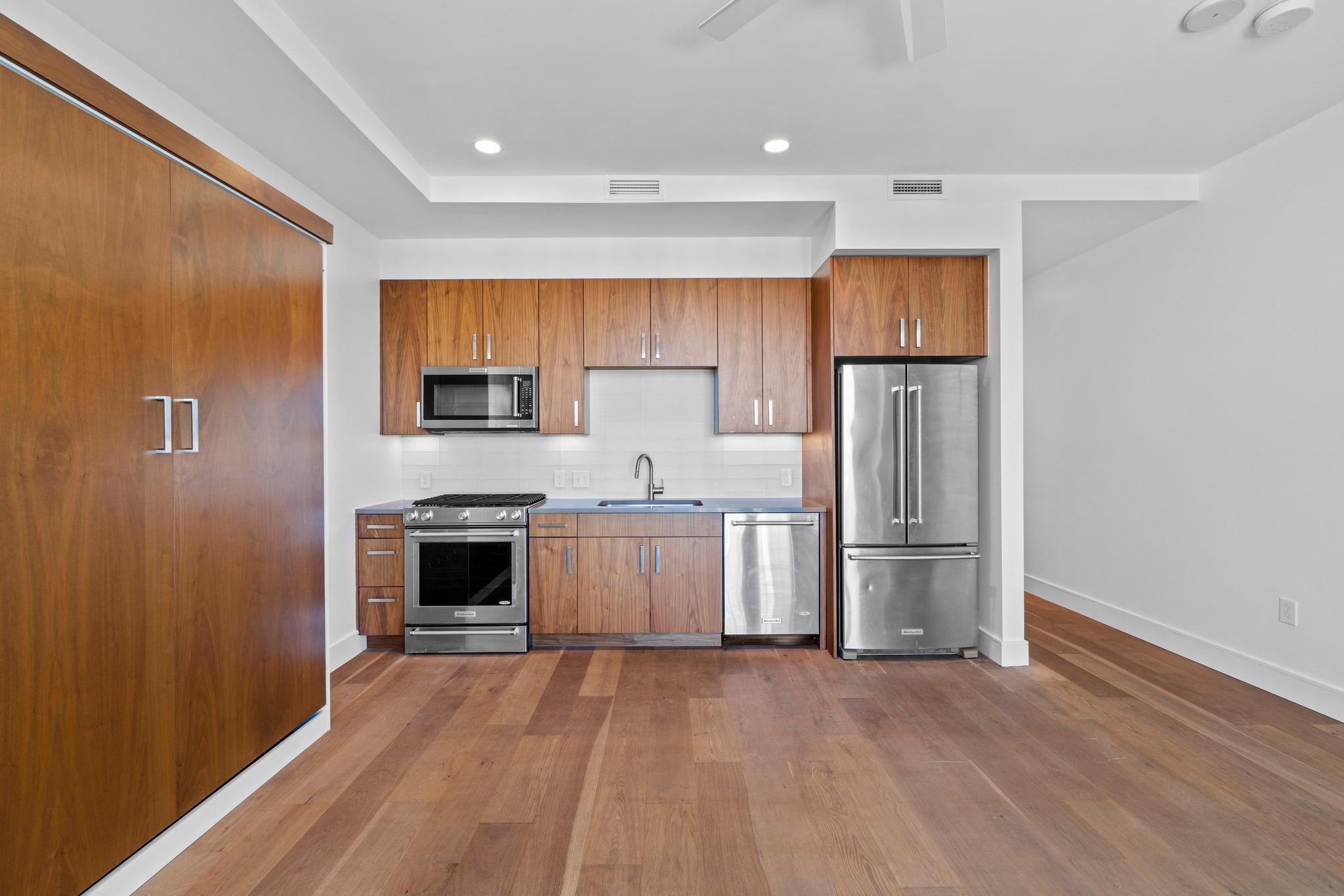 222 West Avenue Austin TX 78701