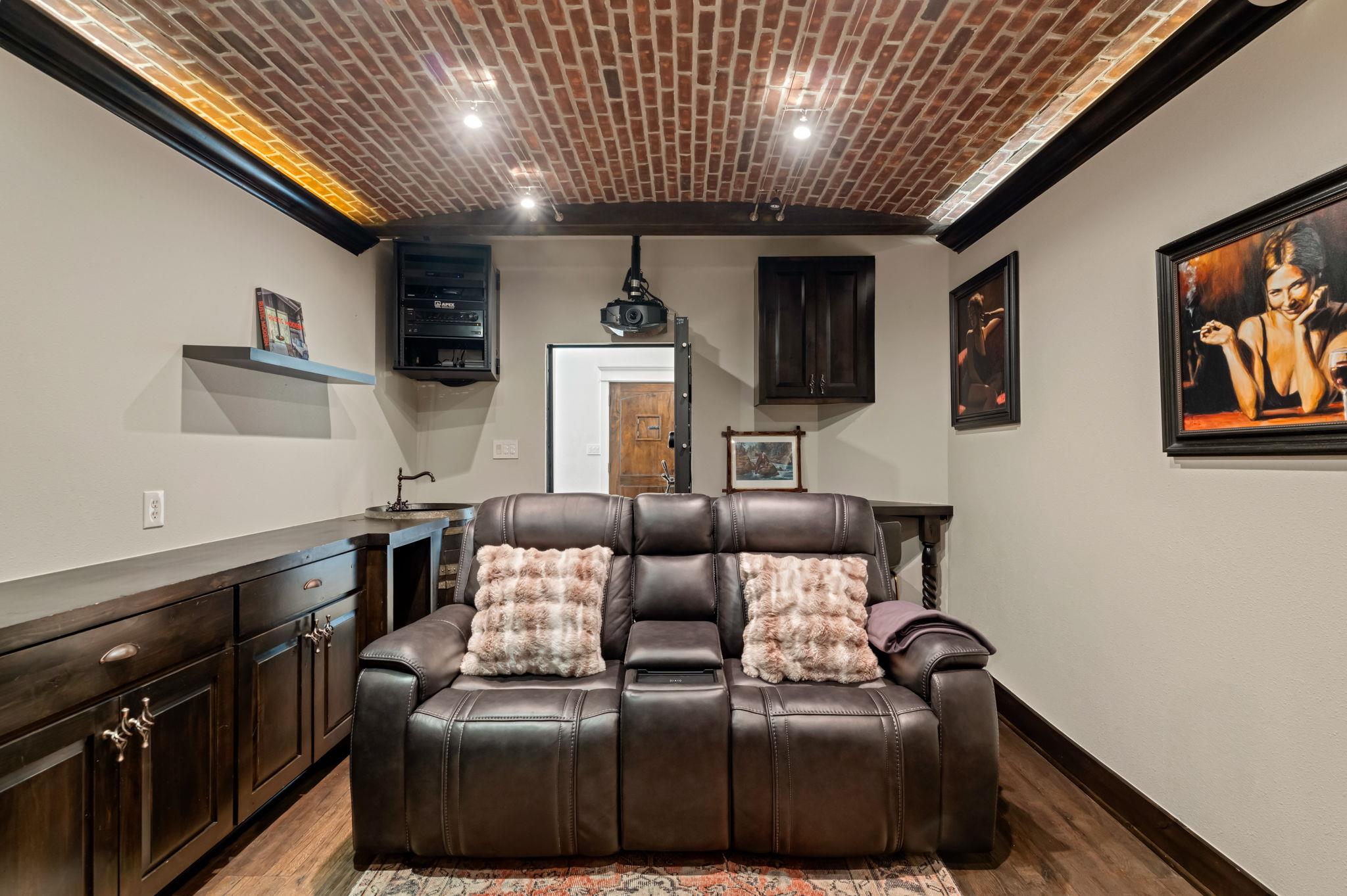 1231 Parkway Austin TX 78703