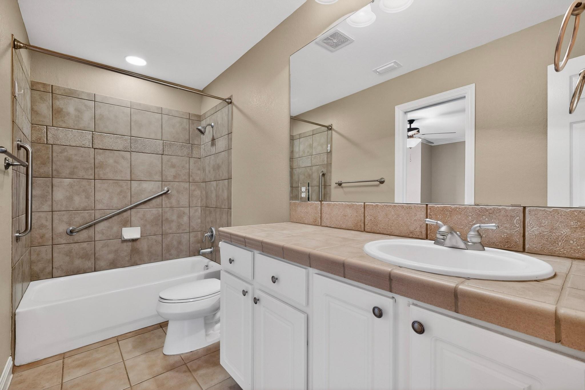13933 Ashton Woods Circle Austin TX 78727