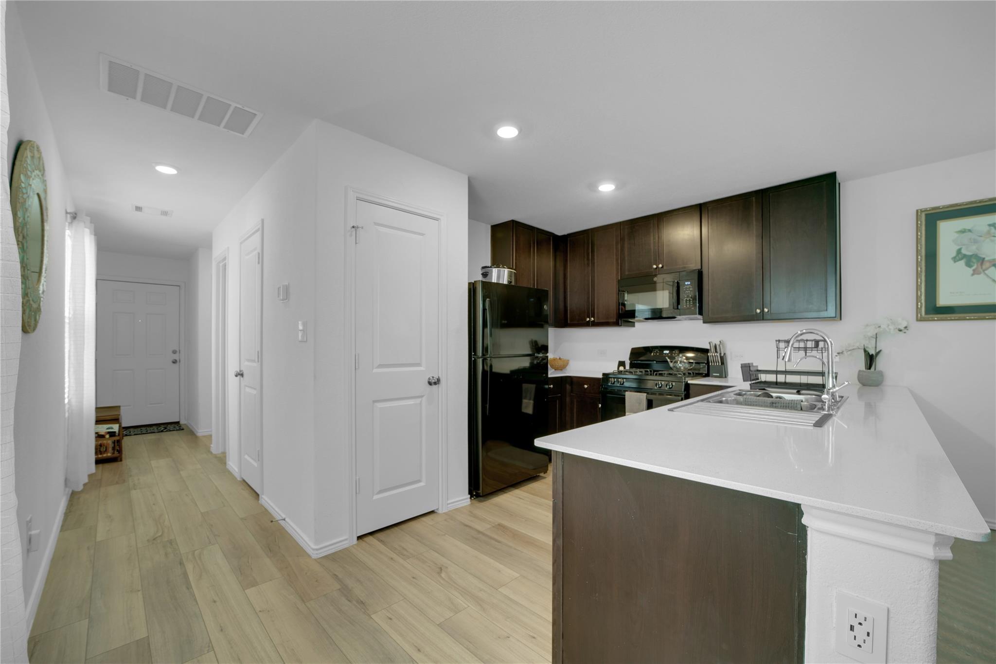 36 Trinity Circle Lockhart TX 78644