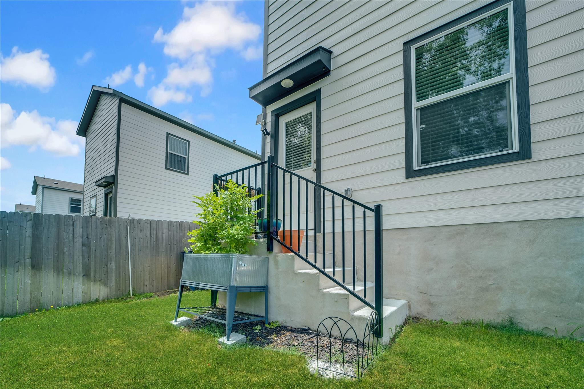36 Trinity Circle Lockhart TX 78644