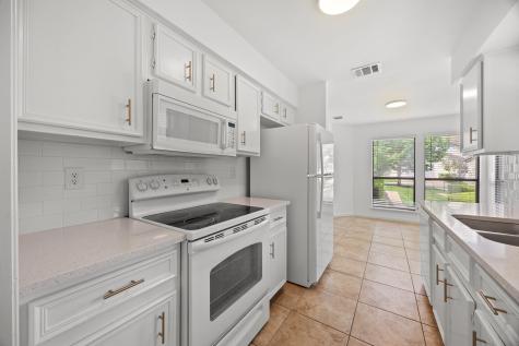 11512 Tin Cup Drive Austin TX 78750