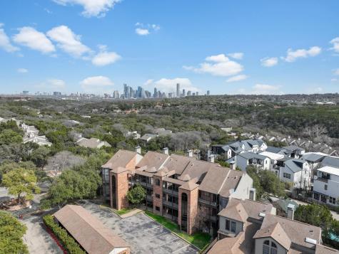 1741 Spyglass Drive Austin TX 78746
