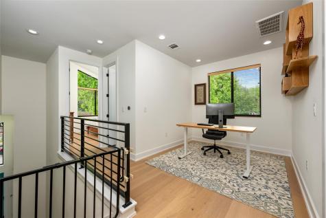 1615 Holly Street Austin TX 78702