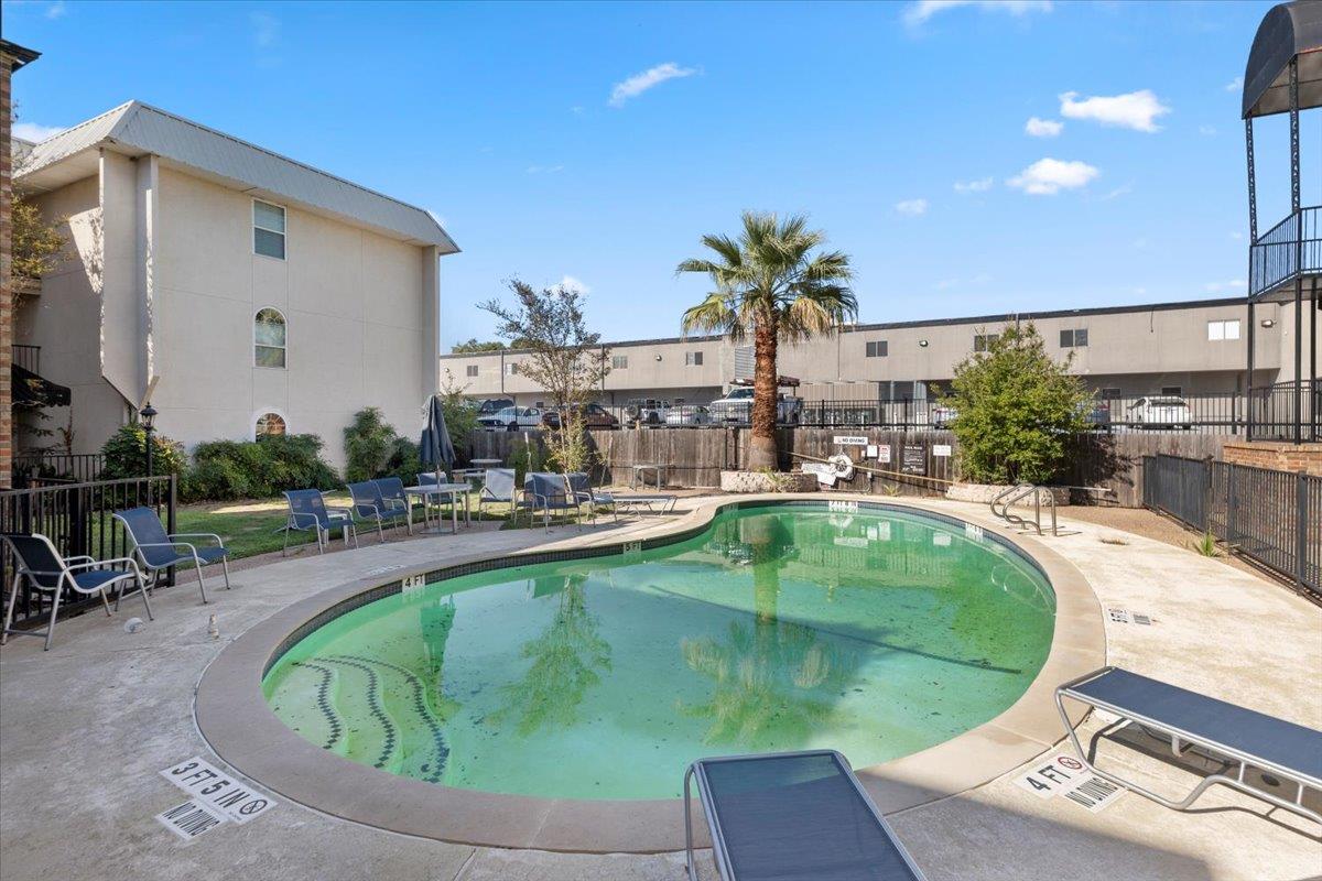 910 Duncan Lane Austin TX 78705