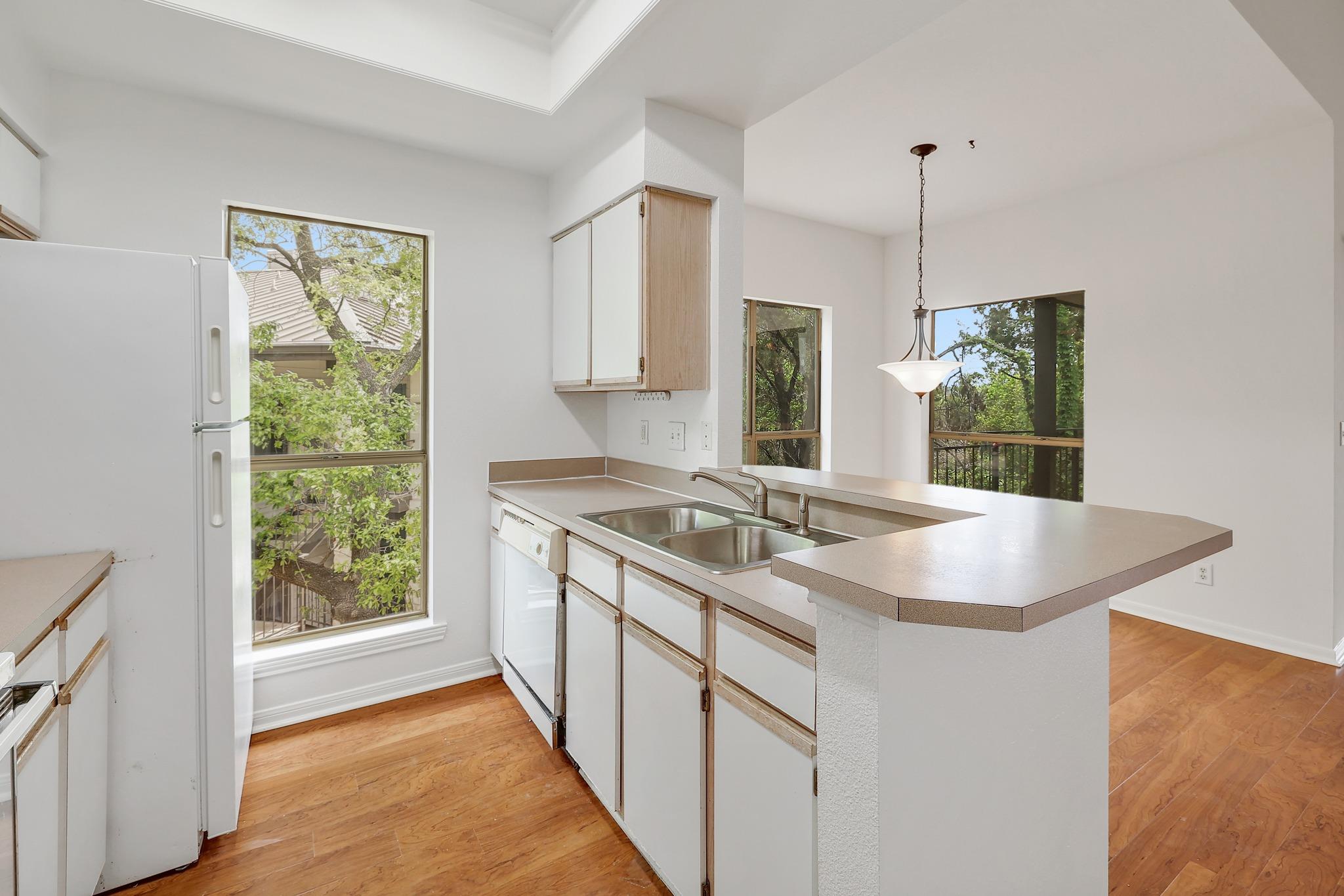 6000 Shepherd Mountain Cove Austin TX 78730