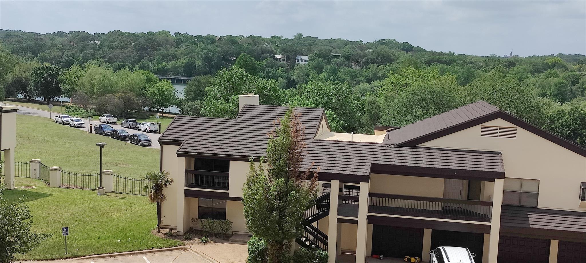 40 N Interstate 35 Highway Austin TX 78701