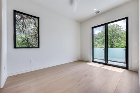 107 W Johanna Street Austin TX 78704