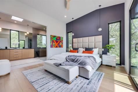 107 W Johanna Street Austin TX 78704