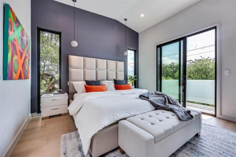 107 W Johanna Street Austin TX 78704
