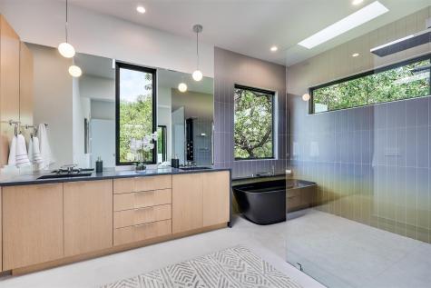 107 W Johanna Street Austin TX 78704