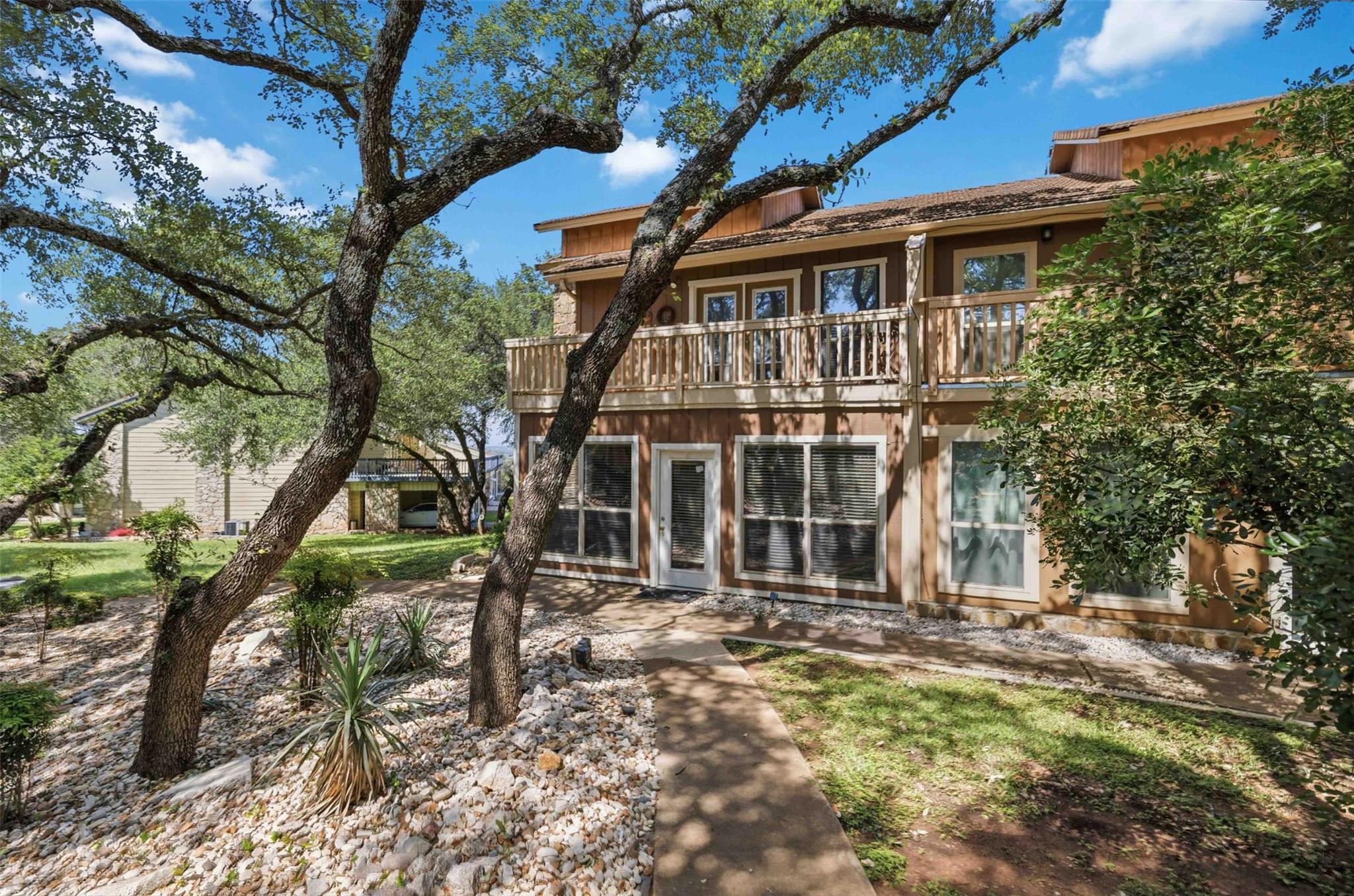 320 Twin Sails Horseshoe Bay TX 78657