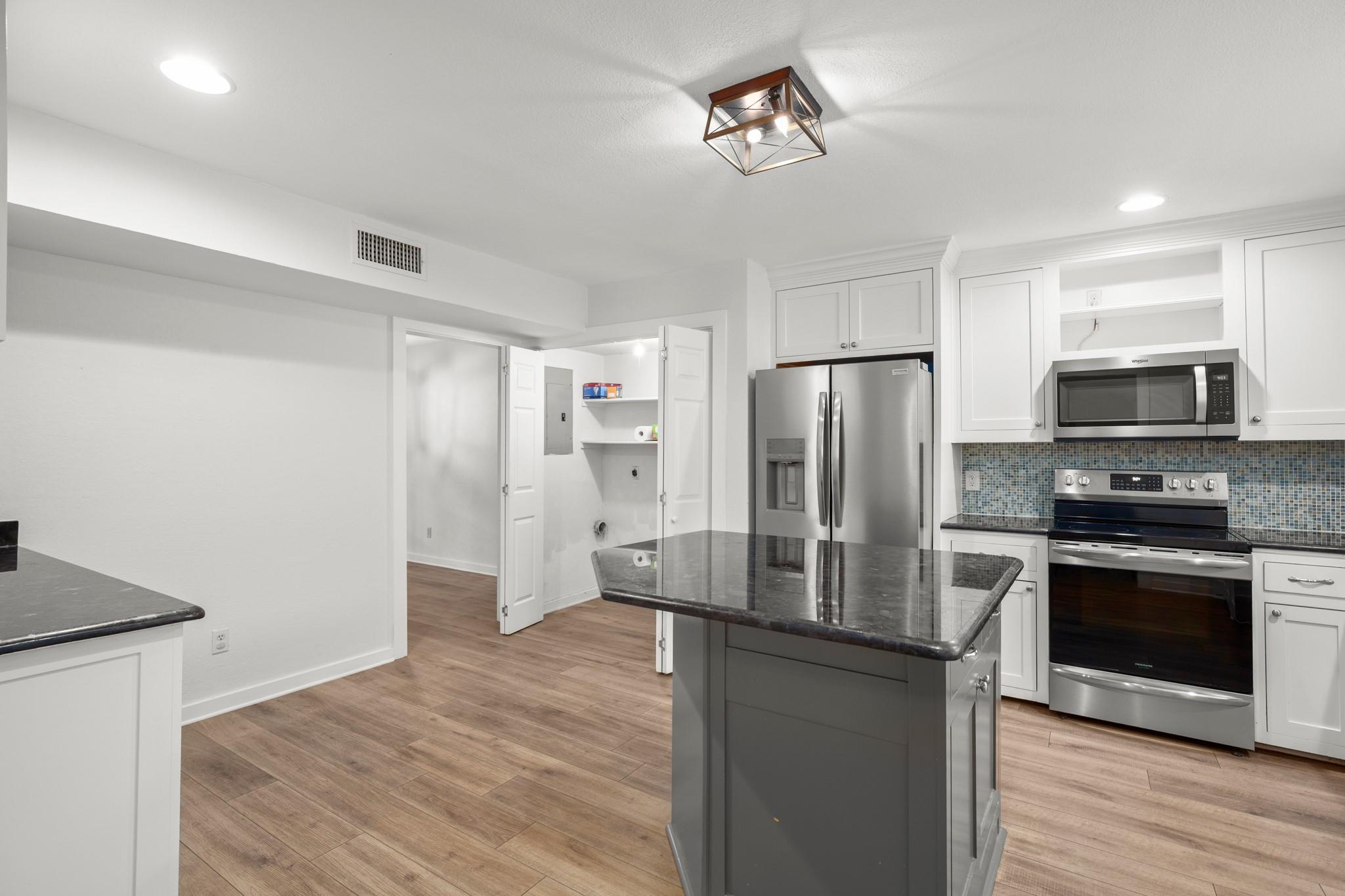 2009 Browning Drive Austin TX 78752
