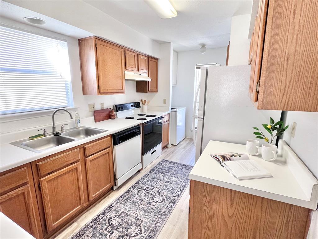 2450 Wickersham Lane Austin TX 78741