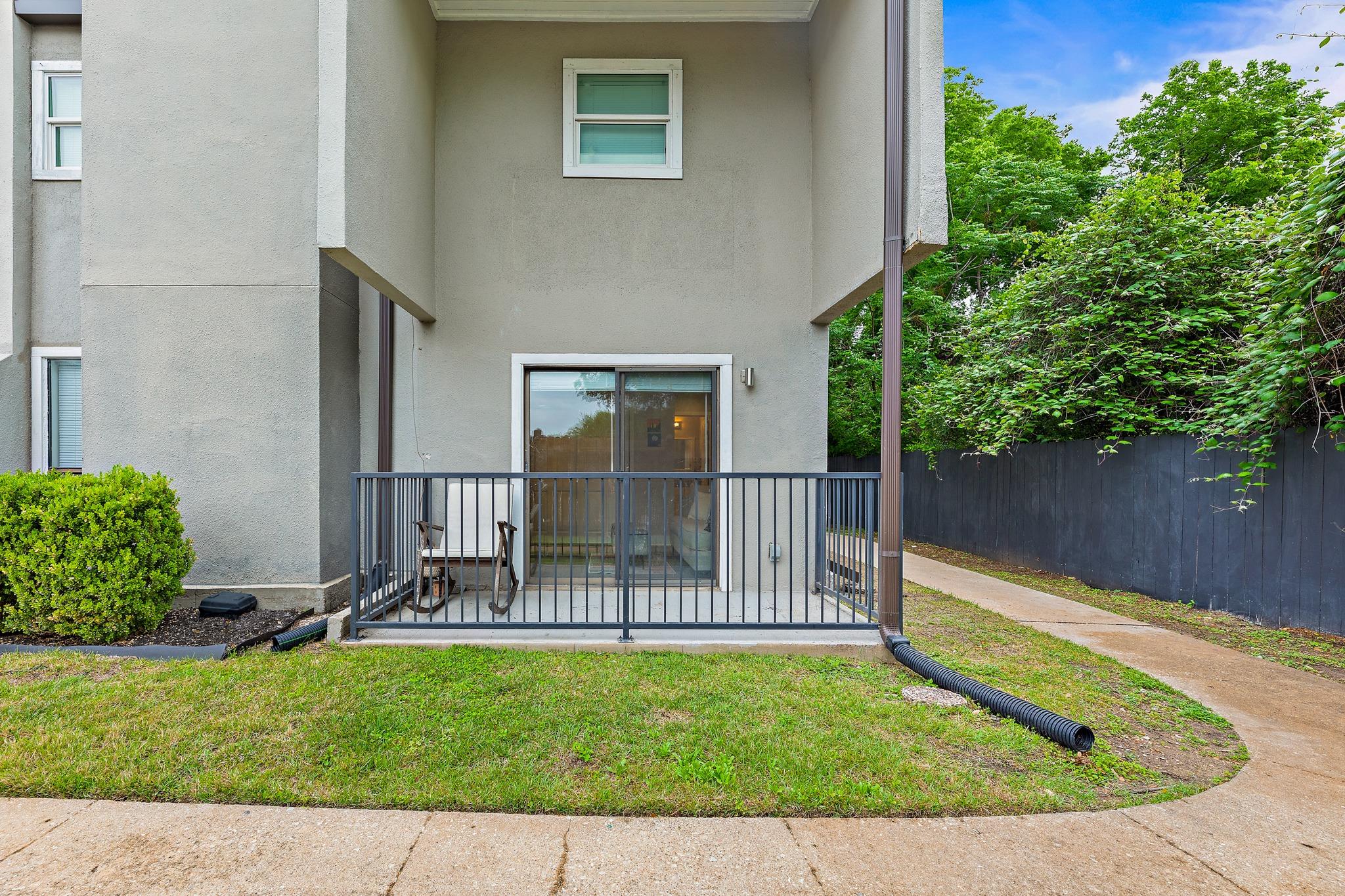 935 La Posada Drive Austin TX 78752