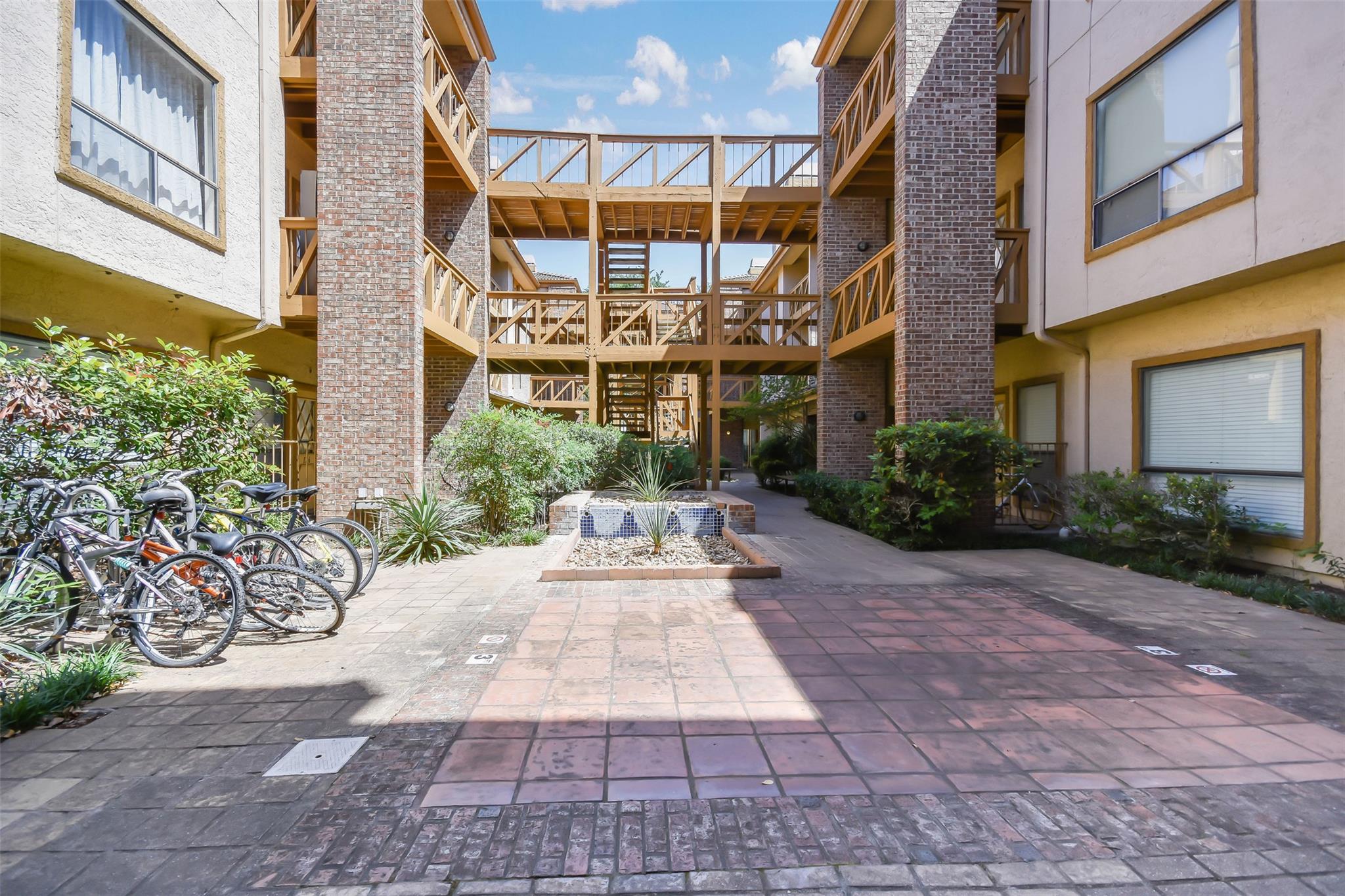 806 W 24th Street Austin TX 78705