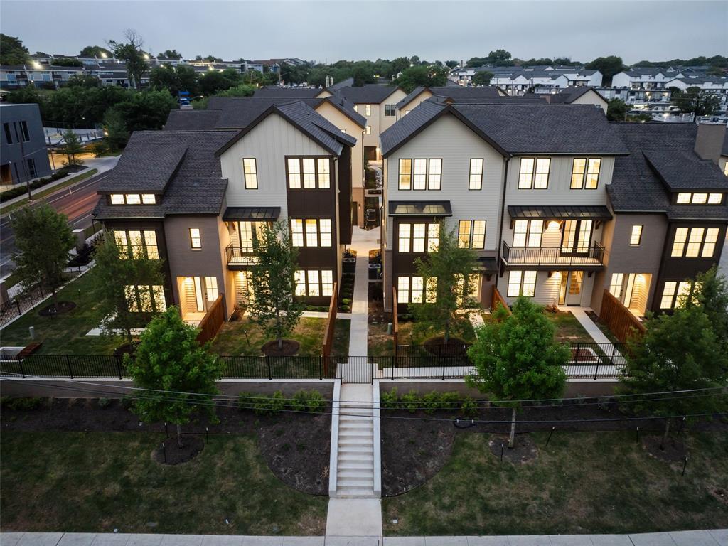 2209 Woodland Avenue Austin TX 78741