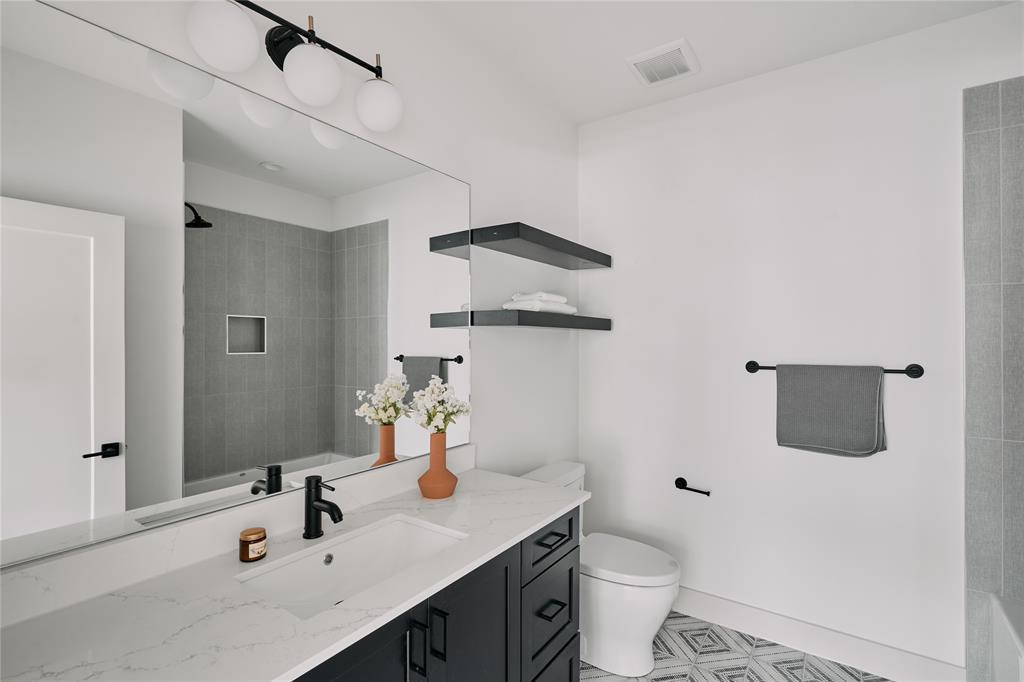 2209 Woodland Avenue Austin TX 78741