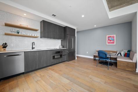 48 East Avenue Austin TX 78701