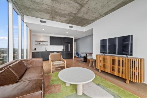 48 East Avenue Austin TX 78701