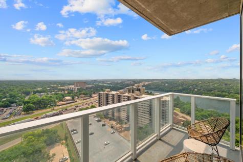 48 East Avenue Austin TX 78701