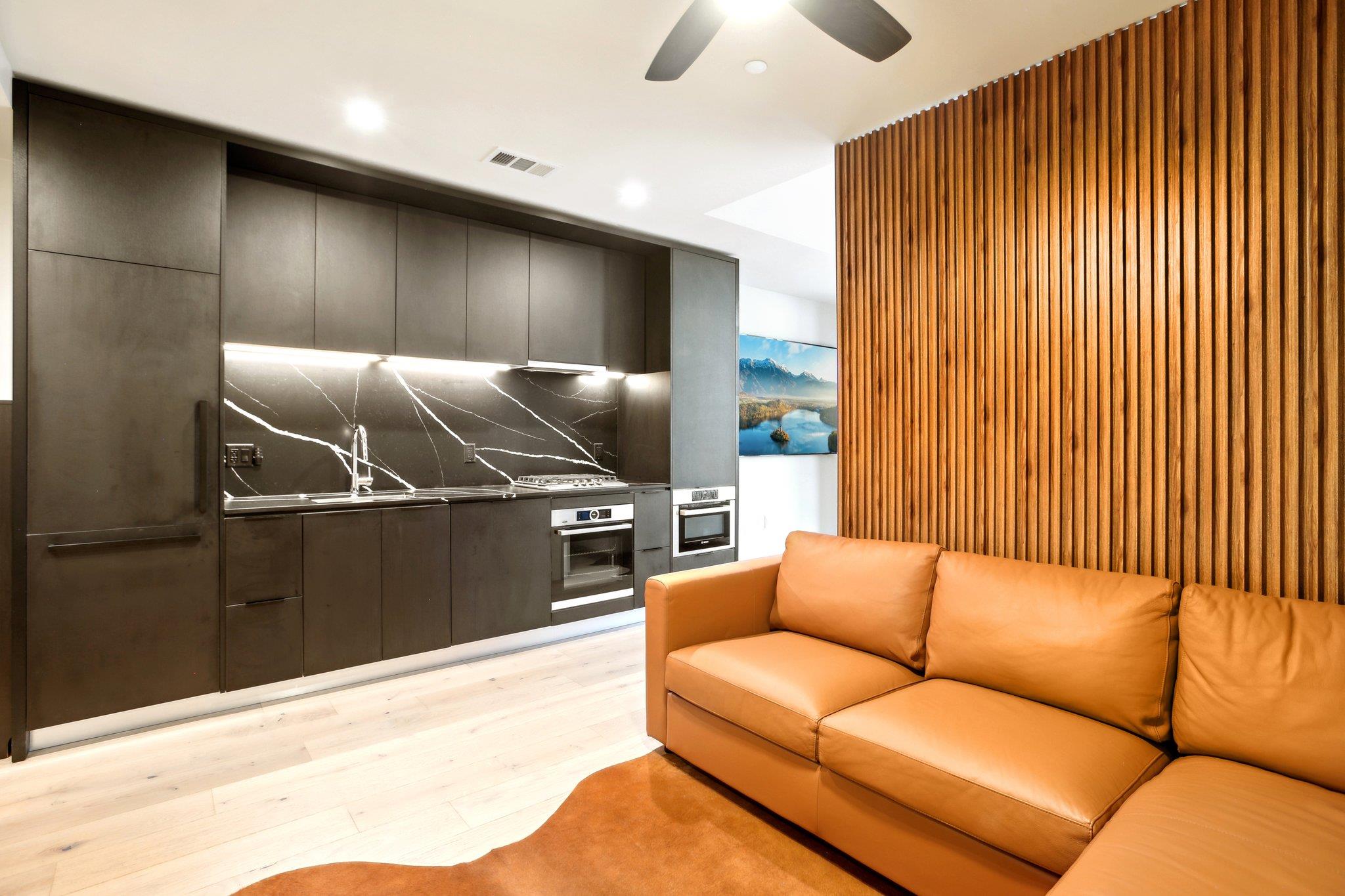 44 East Avenue Austin TX 78701