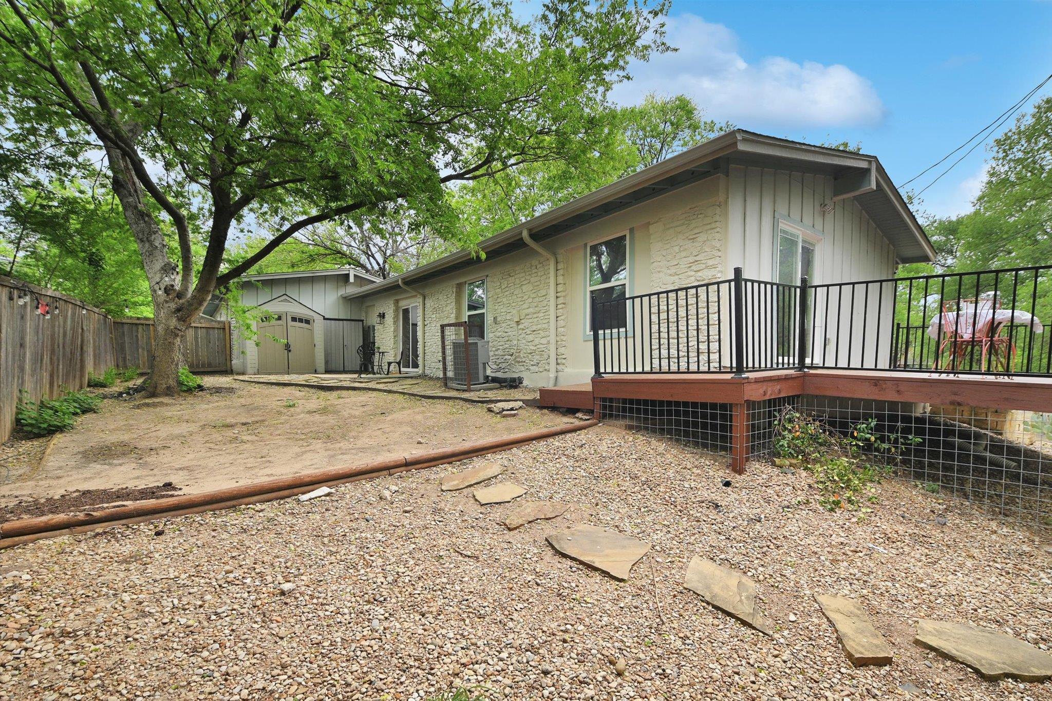5704 Gloucester Lane Austin TX 78723