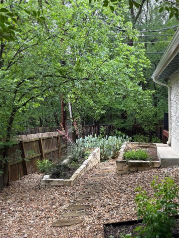 5704 Gloucester Lane Austin TX 78723