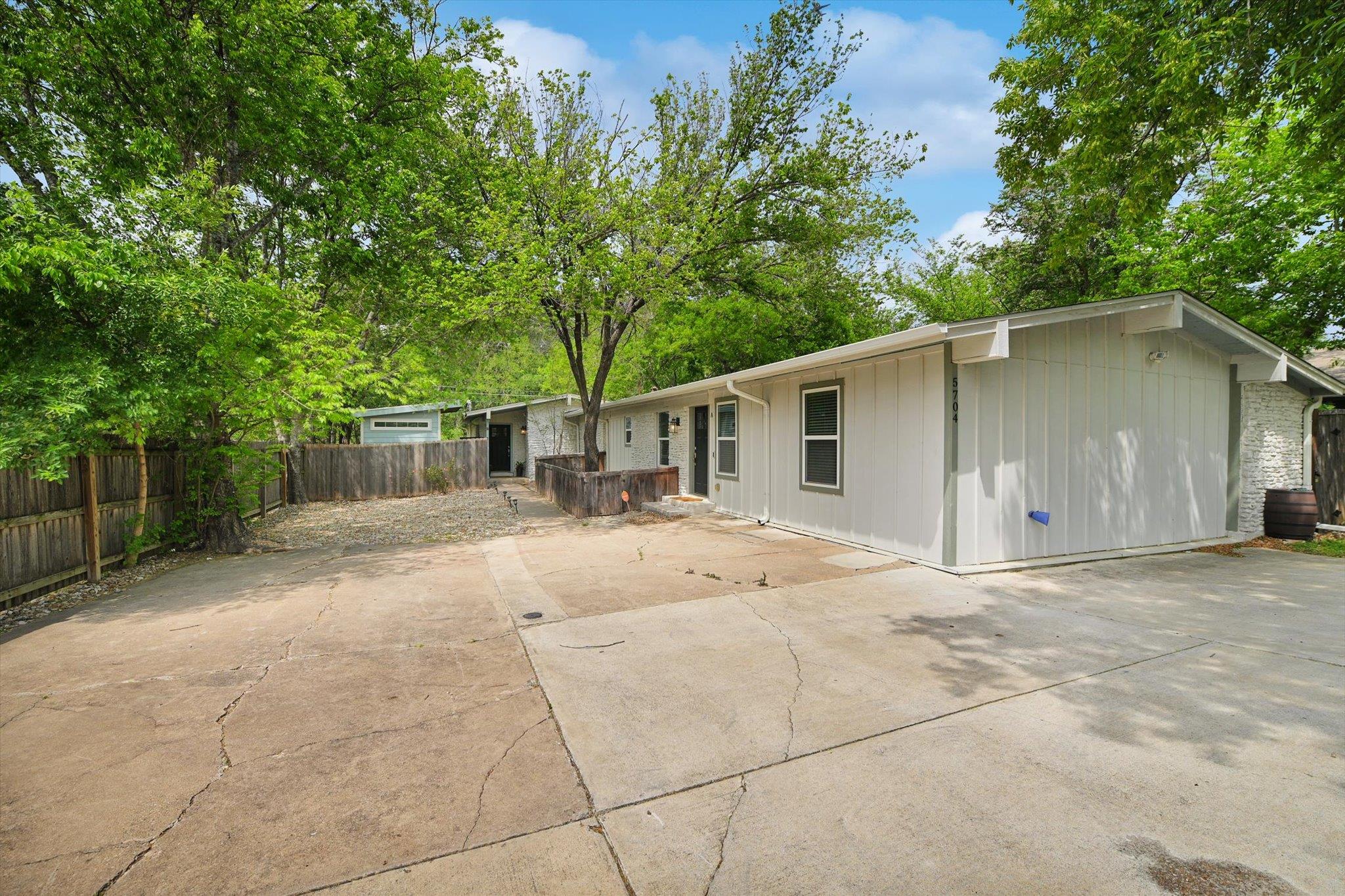 5704 Gloucester Lane Austin TX 78723