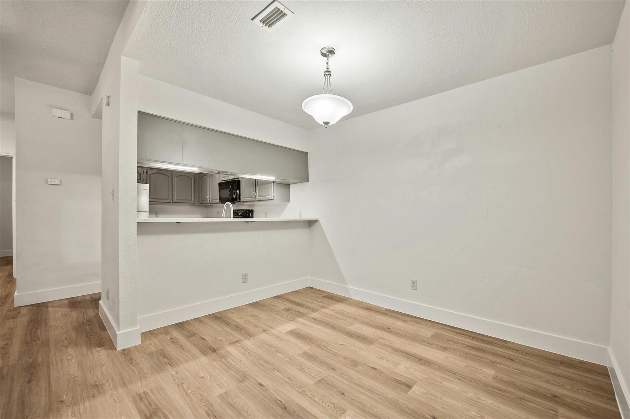 1910 Robbins Place Austin TX 78705