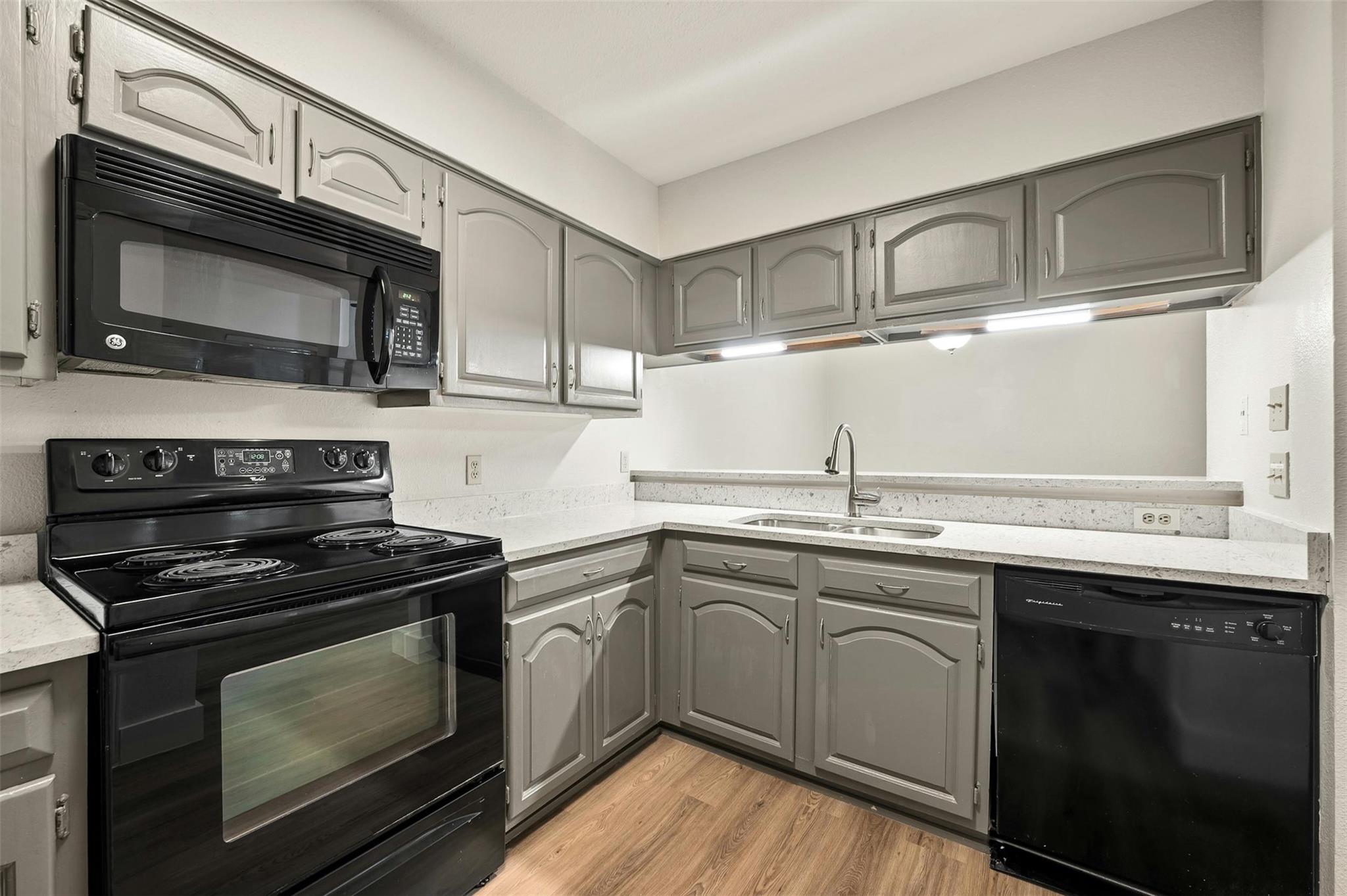 1910 Robbins Place Austin TX 78705