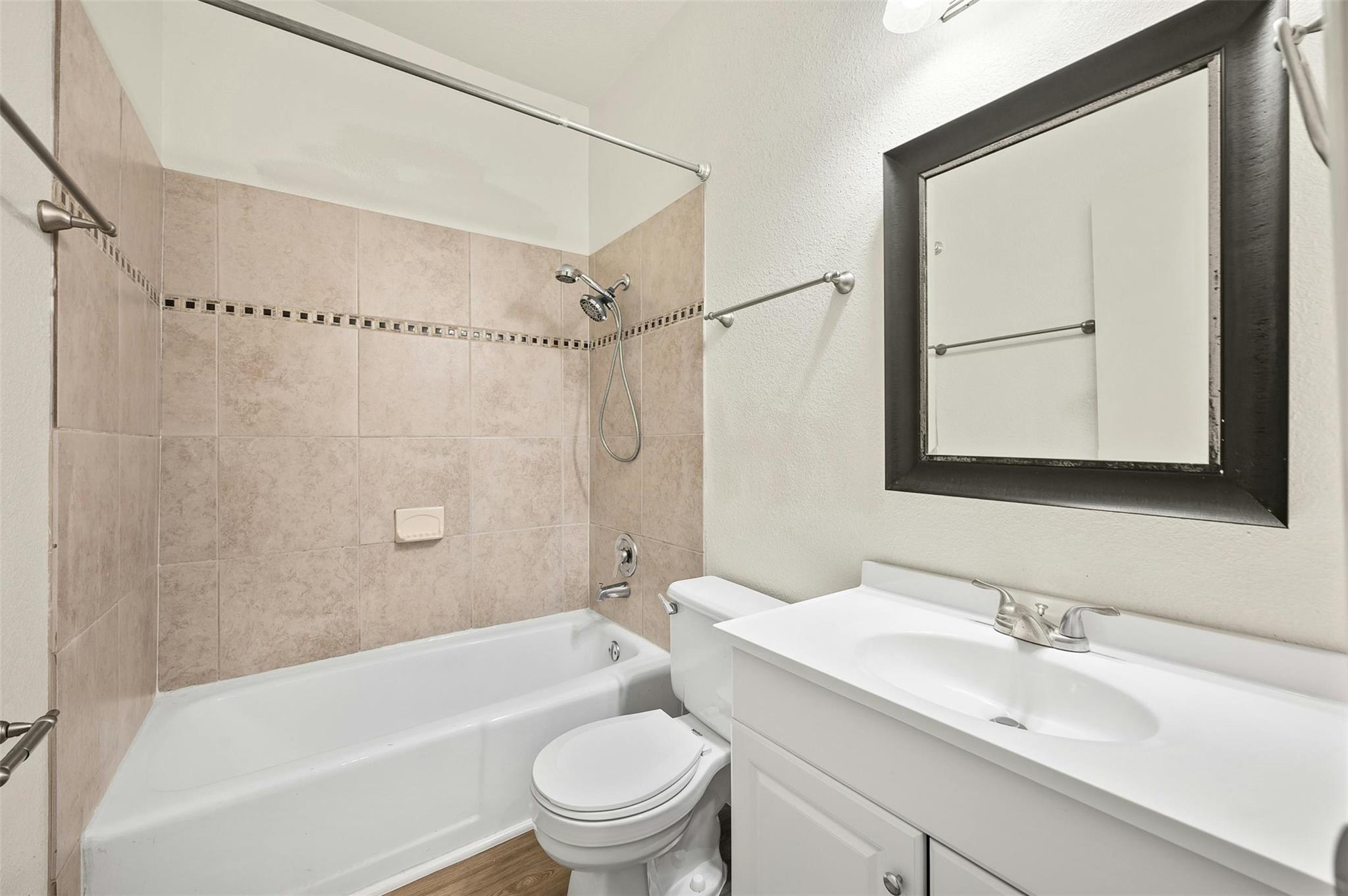 1910 Robbins Place Austin TX 78705