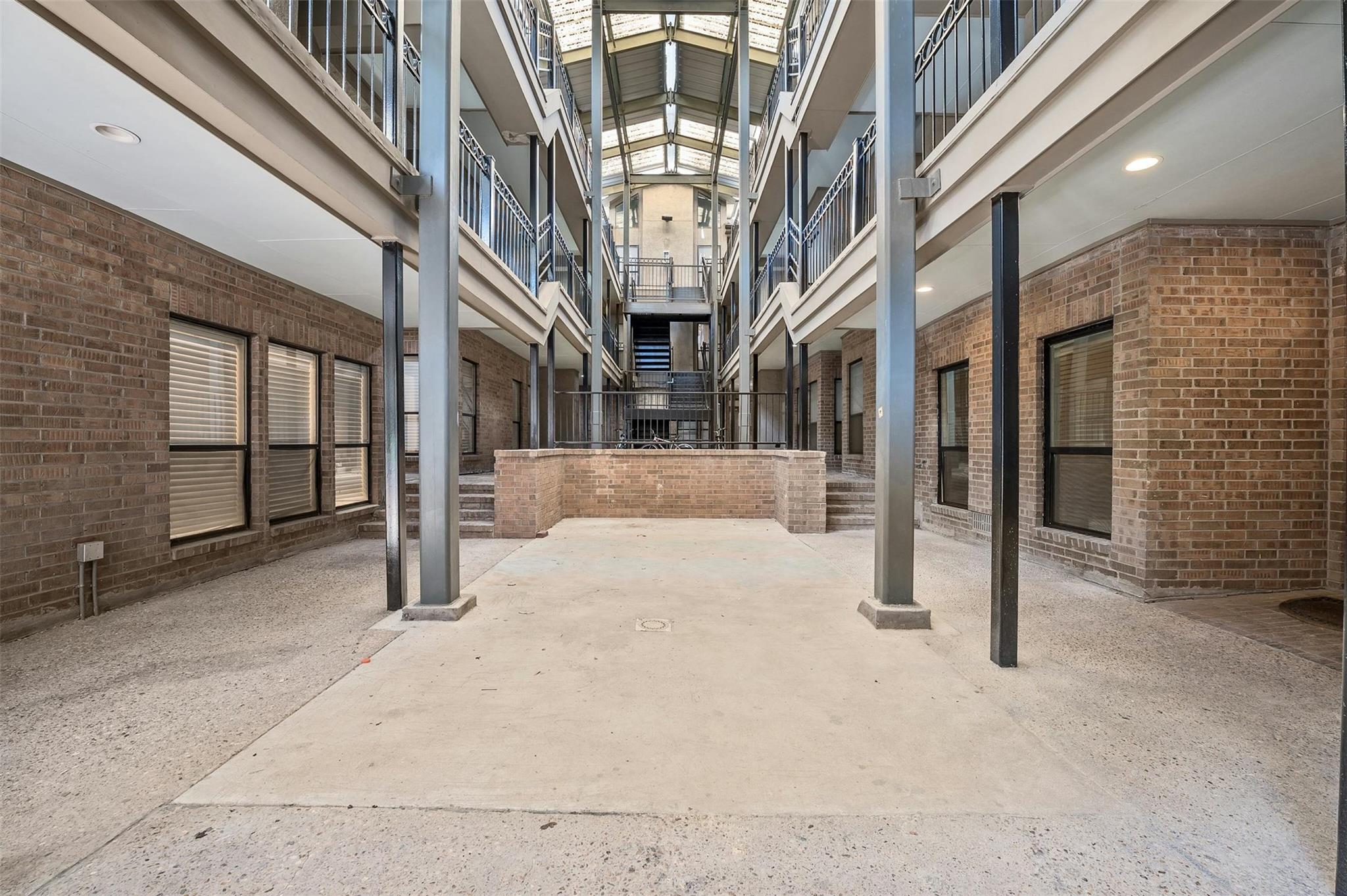 1910 Robbins Place Austin TX 78705