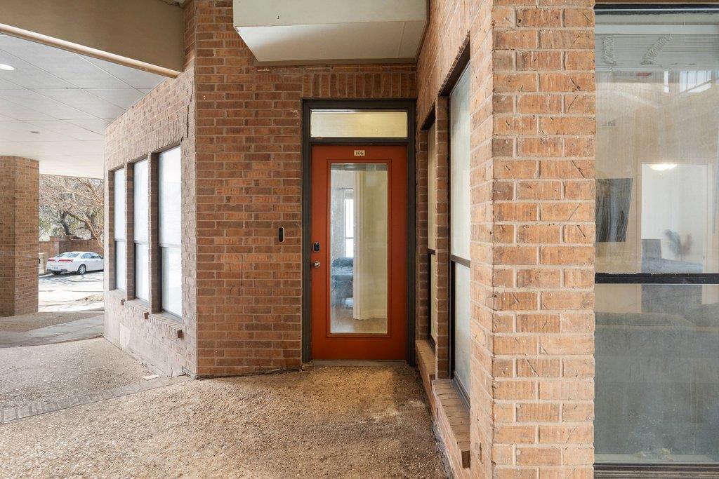 1910 Robbins Place Austin TX 78705