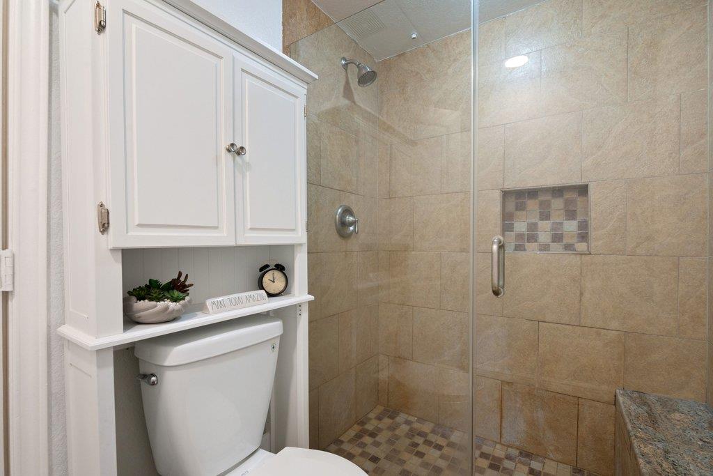 1910 Robbins Place Austin TX 78705