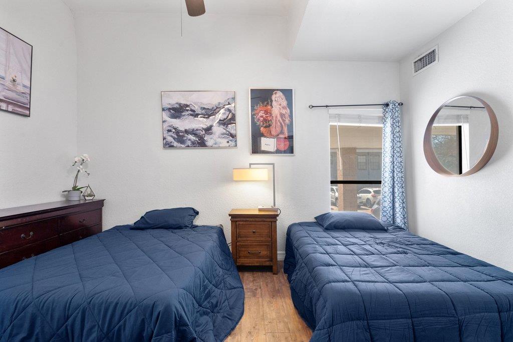 1910 Robbins Place Austin TX 78705